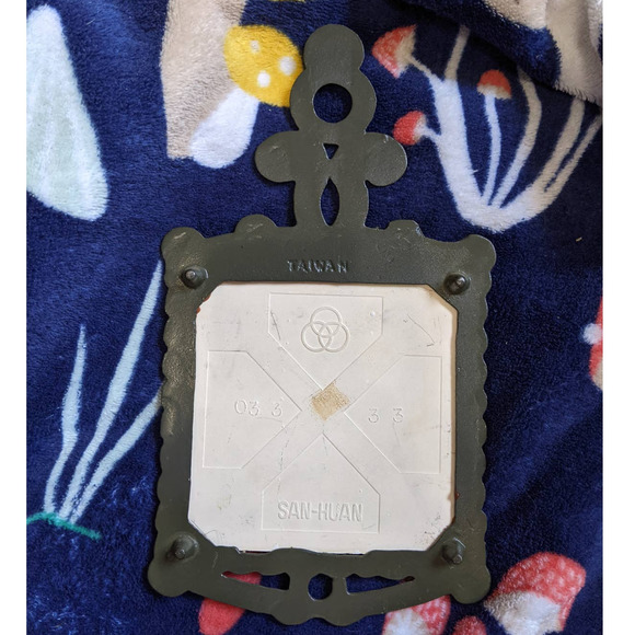 Vintage 70's Psychedelic Green Mushroom Ceramic Tile Trivet & Iron Wall Hanging - Picture 4 of 7